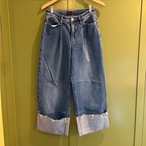 Banana republic factory pleat front, large cuff, cropped jeans, size 26/2